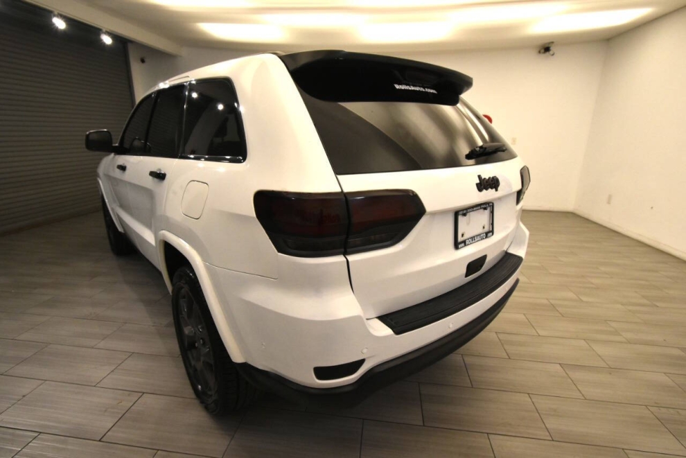 2021 Jeep Grand Cherokee 80th Anniversary Edition 4x4 4dr SUV, Black, Mileage: 69,739 - photo 2