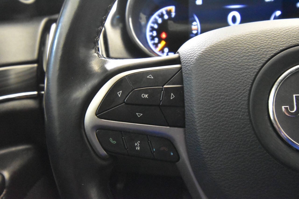 2021 Jeep Grand Cherokee 80th Anniversary Edition 4x4 4dr SUV, Black, Mileage: 69,739 - photo 25