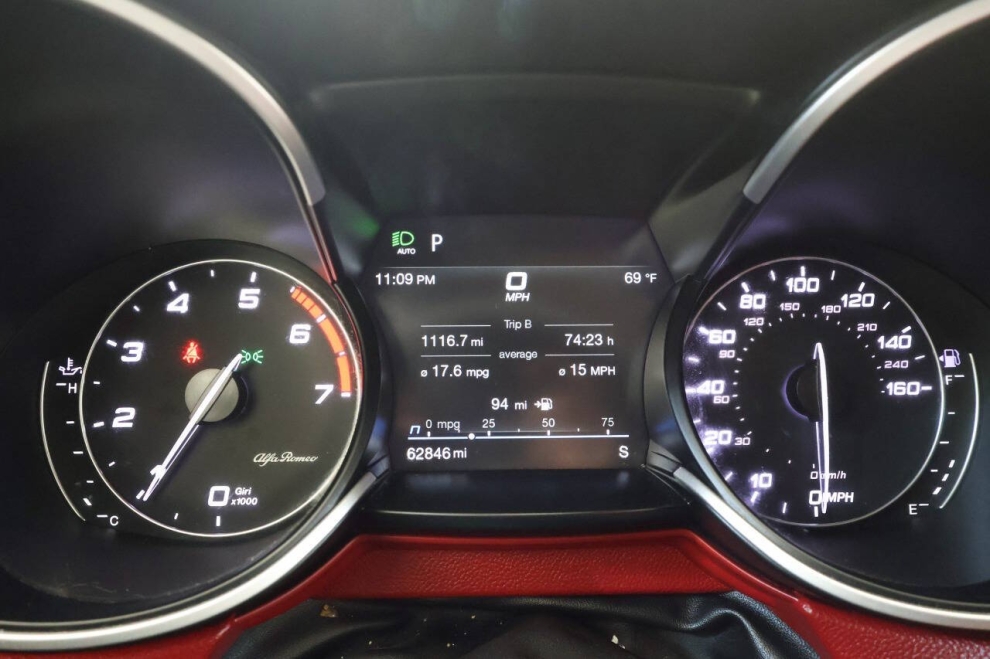 2020 Alfa Romeo Stelvio Sport AWD 4dr Crossover, Silver, Mileage: 62,822 - photo 30