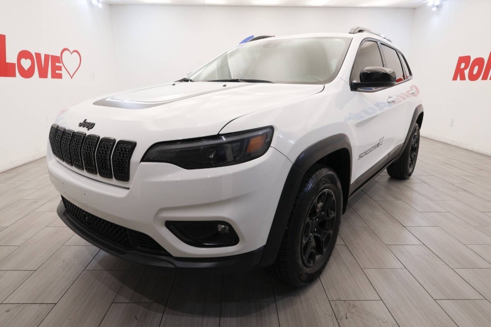 2022 Jeep Cherokee X 4x4 4dr SUV, White, Mileage: 50,735 