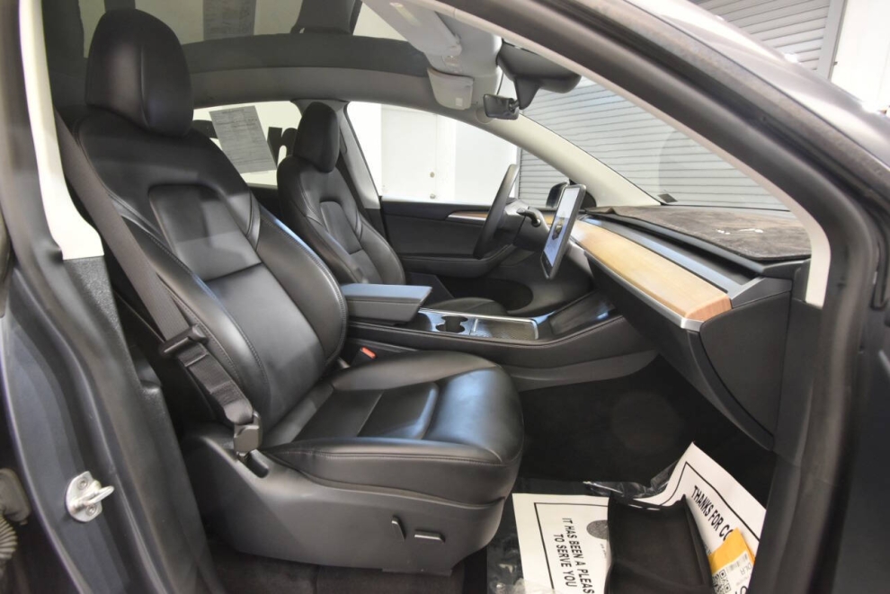 2023 Tesla Model Y Long Range AWD 4dr Crossover, Silver, Mileage: 93,521 - photo 16