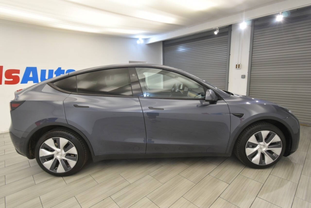 2023 Tesla Model Y Long Range AWD 4dr Crossover, Silver, Mileage: 93,521 - photo 5