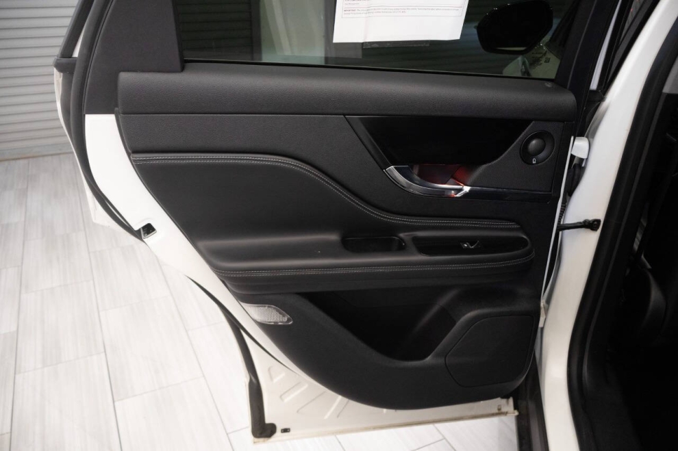 2020 Lincoln Corsair Reserve AWD 4dr SUV, White, Mileage: 79,637 - photo 15