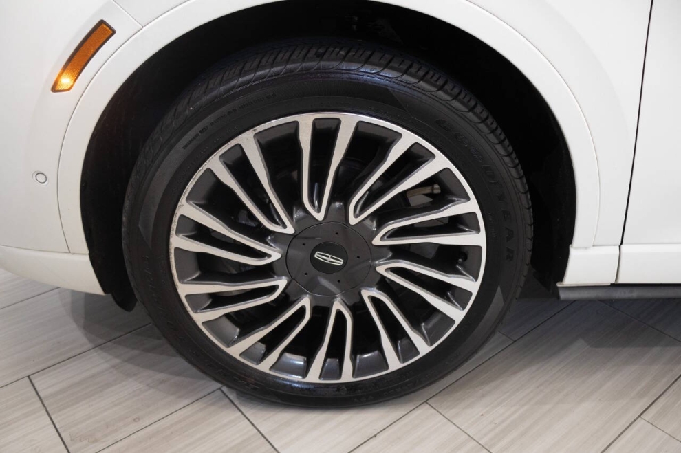 2020 Lincoln Corsair Reserve AWD 4dr SUV, White, Mileage: 79,637 - photo 9