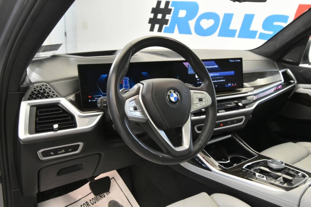 2024 BMW X7 xDrive40i AWD 4dr Sports Activity Vehicle, Gray, Mileage: 65,443 - photo 11