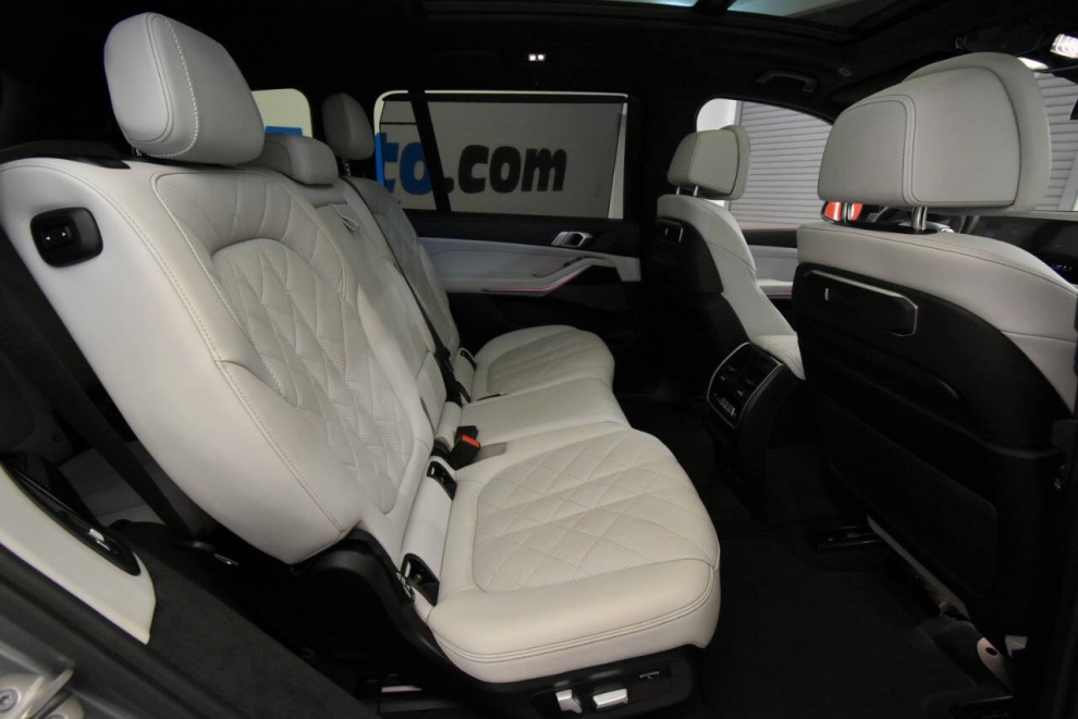 2024 BMW X7 xDrive40i AWD 4dr Sports Activity Vehicle, Gray, Mileage: 65,443 - photo 19