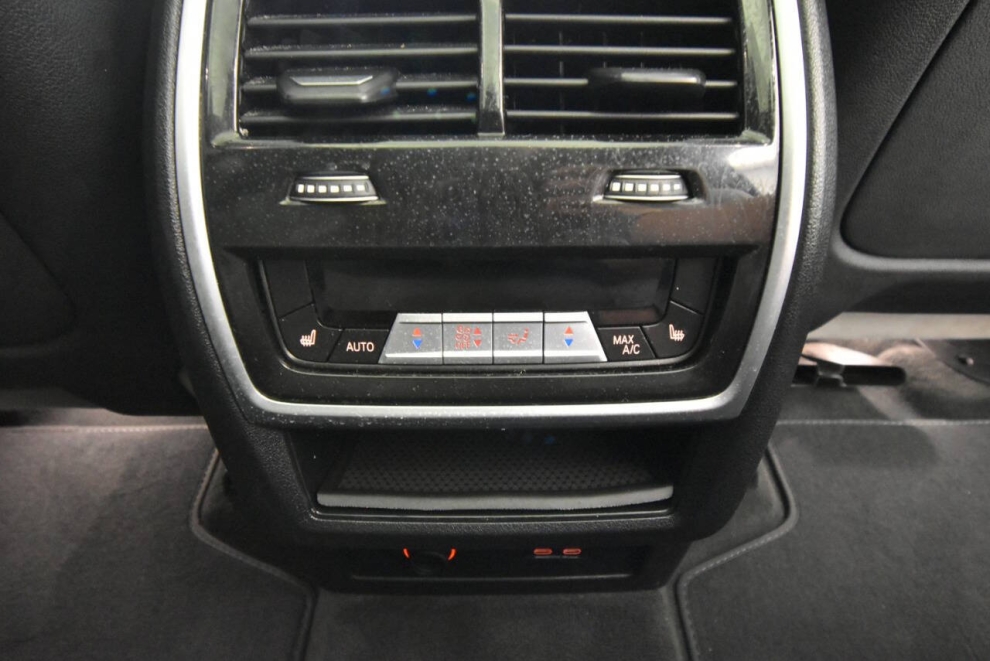 2024 BMW X7 xDrive40i AWD 4dr Sports Activity Vehicle, Gray, Mileage: 65,443 - photo 21