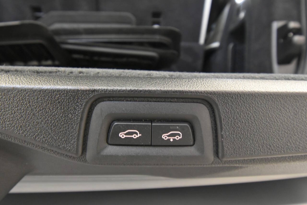 2024 BMW X7 xDrive40i AWD 4dr Sports Activity Vehicle, Gray, Mileage: 65,443 - photo 41