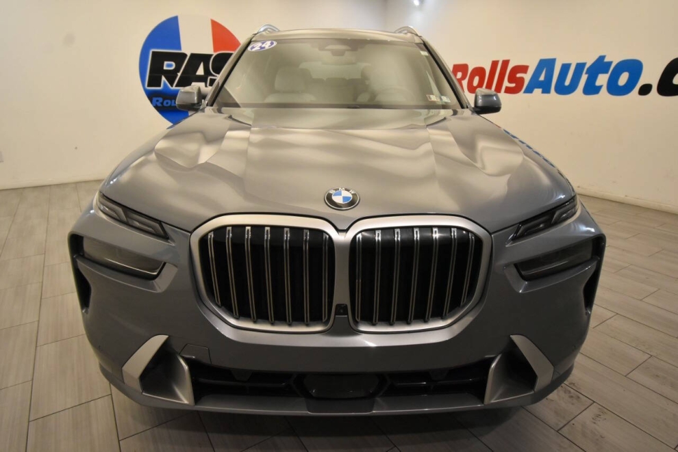 2024 BMW X7 xDrive40i AWD 4dr Sports Activity Vehicle, Gray, Mileage: 65,443 - photo 7