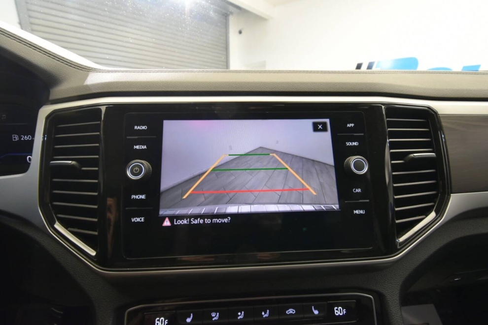 2023 Volkswagen Atlas V6 SE 4Motion AWD 4dr SUV w/Technology, Silver, Mileage: 62,569 - photo 26