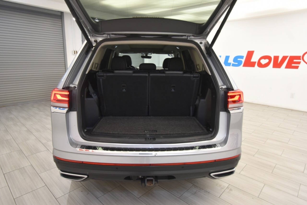 2023 Volkswagen Atlas V6 SE 4Motion AWD 4dr SUV w/Technology, Silver, Mileage: 62,569 - photo 36