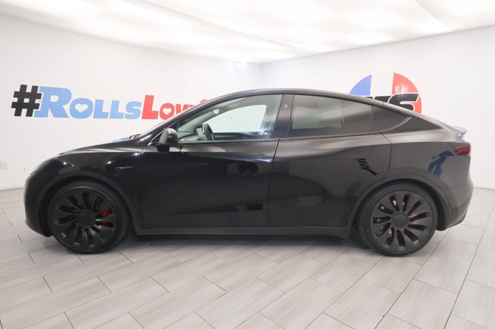 2023 Tesla Model Y Performance AWD 4dr Crossover, Black, Mileage: 42,347 - photo 1