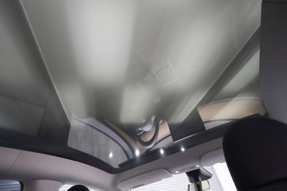 2023 Tesla Model Y Performance AWD 4dr Crossover, Black, Mileage: 42,347 - photo 17