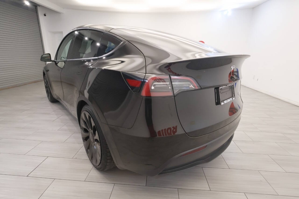 2023 Tesla Model Y Performance AWD 4dr Crossover, Black, Mileage: 42,347 - photo 2