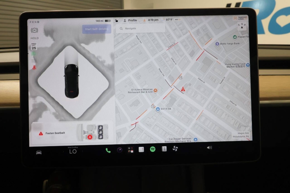 2023 Tesla Model Y Performance AWD 4dr Crossover, Black, Mileage: 42,347 - photo 24