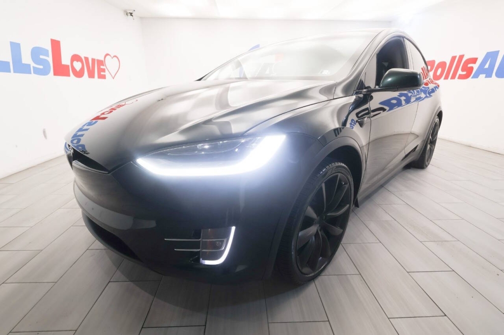 2020 Tesla Model X Long Range Plus AWD 4dr SUV, Green, Mileage: 77,992 