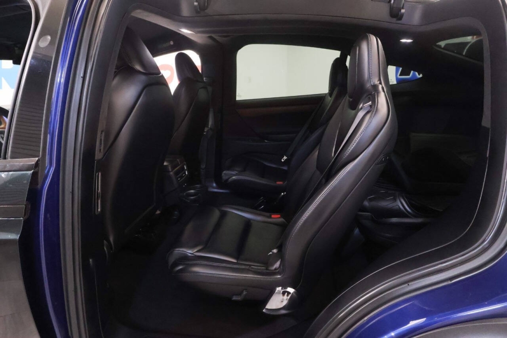 2020 Tesla Model X Long Range Plus AWD 4dr SUV, Green, Mileage: 77,992 - photo 13