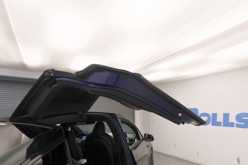 2020 Tesla Model X Long Range Plus AWD 4dr SUV, Green, Mileage: 77,992 - photo 20