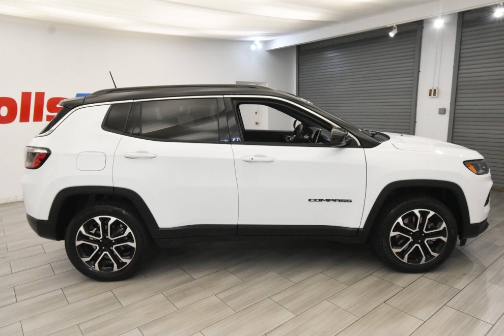 2023 Jeep Compass High Altitude 4x4 4dr SUV, White, Mileage: 56,870 - photo 5