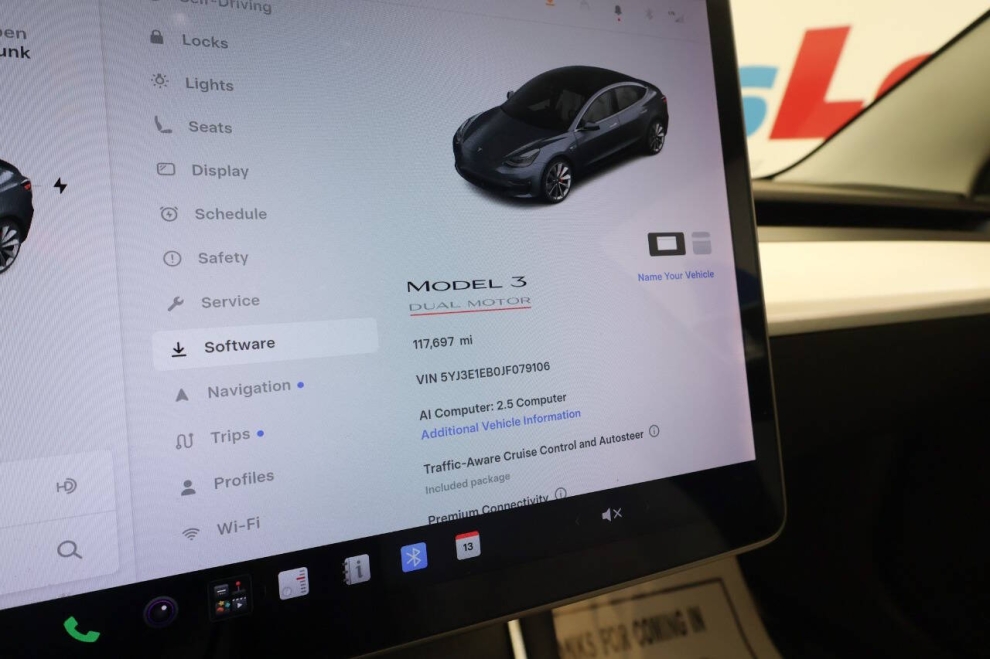 2018 Tesla Model 3 Long Range AWD 4dr Fastback, Charcoal, Mileage: 117,692 - photo 21