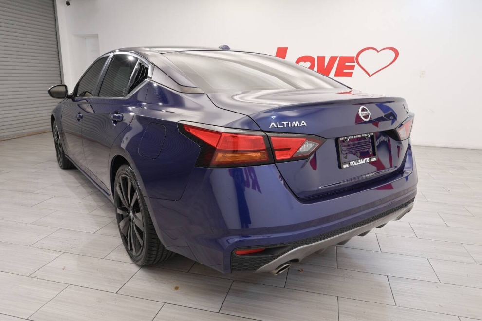2021 Nissan Altima 2.5 SR 4dr Sedan, Blue, Mileage: 83,104 - photo 2