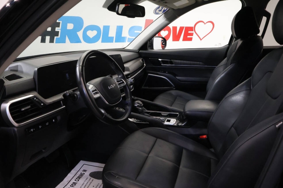 2023 Kia Telluride EX 4dr SUV, Black, Mileage: 62,688 - photo 10