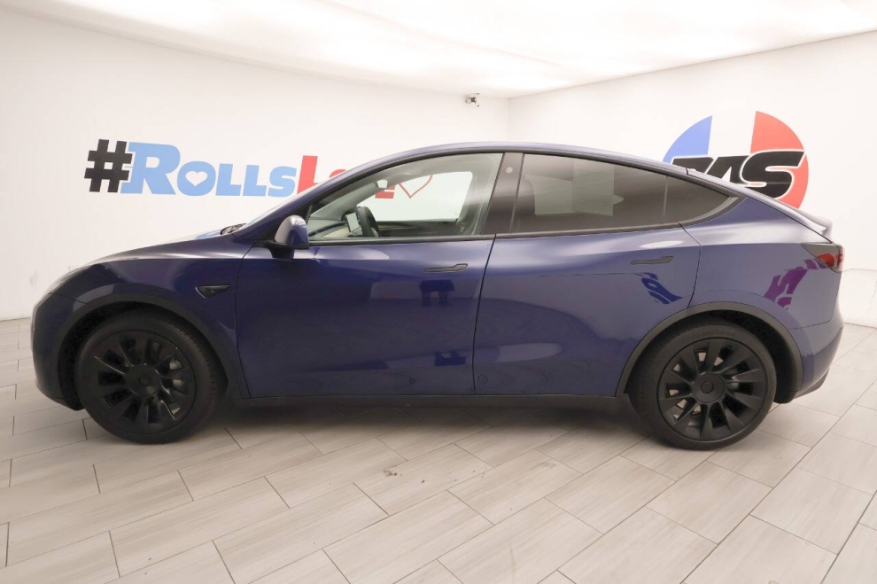 2022 Tesla Model Y Long Range AWD 4dr Crossover, Blue, Mileage: 97,092 - photo 1