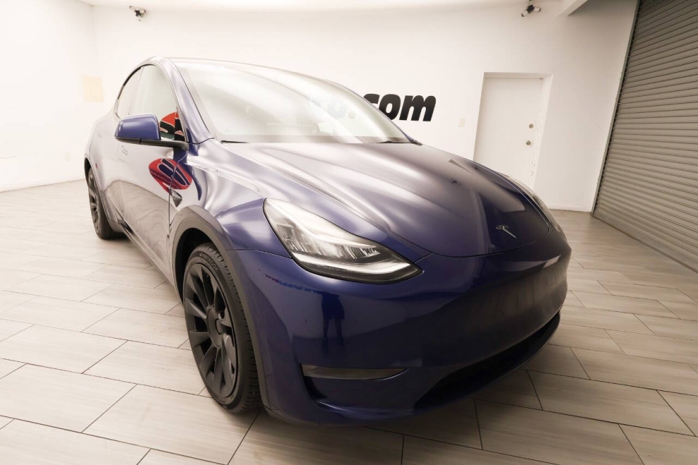 2022 Tesla Model Y Long Range AWD 4dr Crossover, Blue, Mileage: 97,092 - photo 6