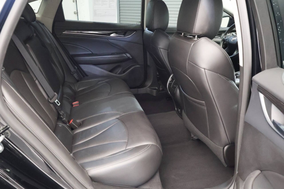 2017 Buick LaCrosse Essence 4dr Sedan, Black, Mileage: 82,947 - photo 17
