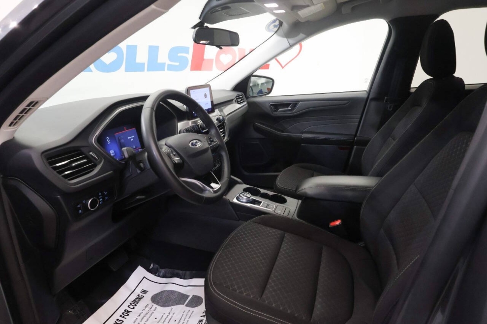 2023 Ford Escape Hybrid Active 4dr SUV, Gray, Mileage: 83,165 - photo 10
