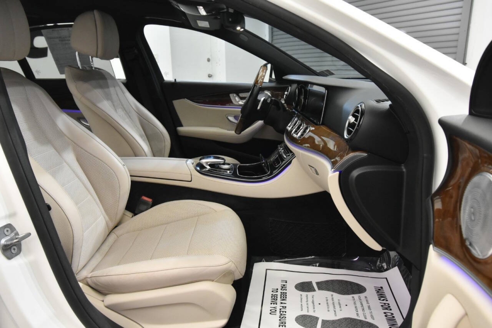2017 Mercedes-Benz E-Class E 300 4MATIC AWD 4dr Sedan, White, Mileage: 90,950 - photo 17