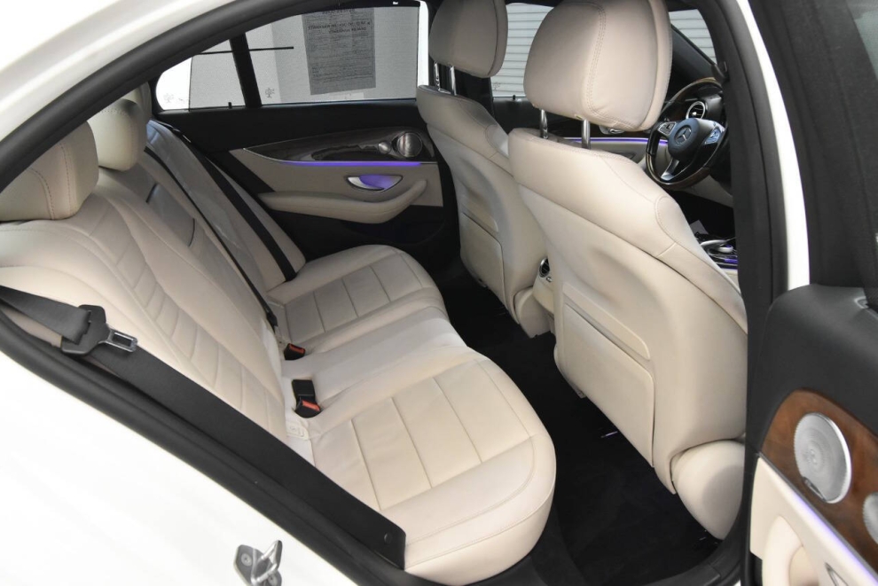 2017 Mercedes-Benz E-Class E 300 4MATIC AWD 4dr Sedan, White, Mileage: 90,950 - photo 18