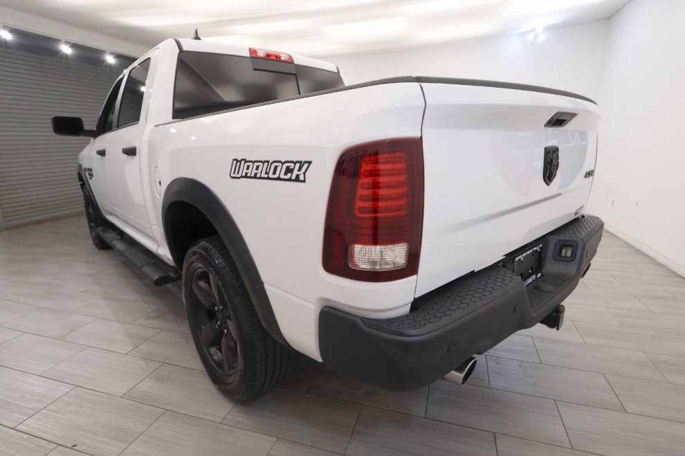 2020 RAM 1500 Classic SLT 4x4 4dr Crew Cab 5.5 ft. SB Pickup, White, Mileage: 75,860 - photo 2