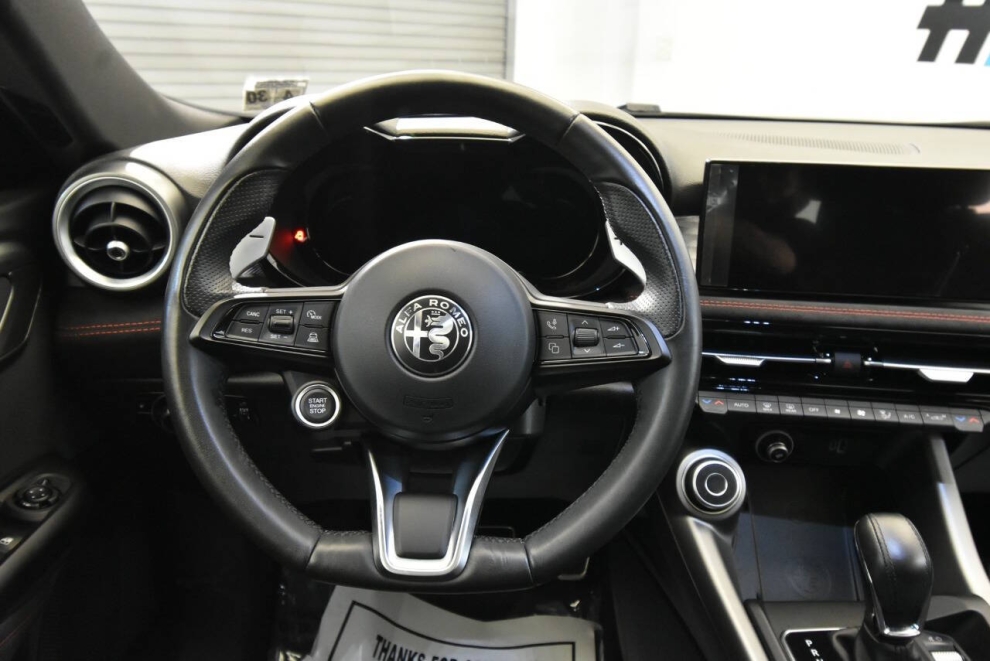 2024 Alfa Romeo Tonale Hybrid Veloce eAWD 4dr Crossover, Blue, Mileage: 6,825 - photo 20