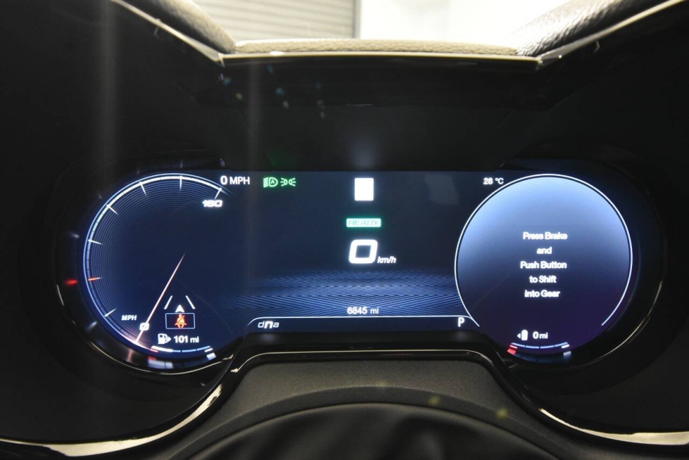 2024 Alfa Romeo Tonale Hybrid Veloce eAWD 4dr Crossover, Blue, Mileage: 6,825 - photo 33