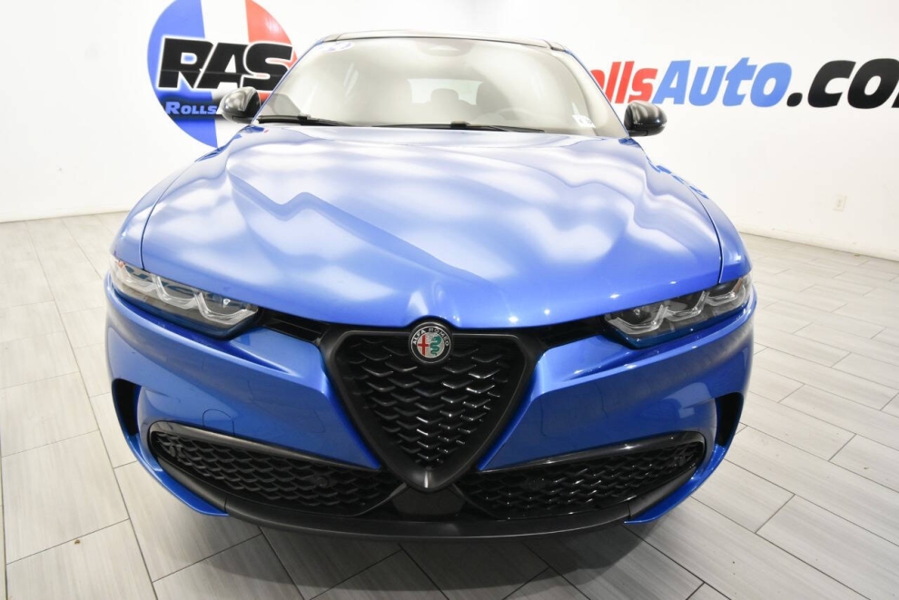 2024 Alfa Romeo Tonale Hybrid Veloce eAWD 4dr Crossover, Blue, Mileage: 6,825 - photo 7