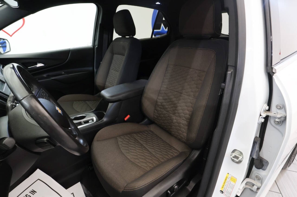 2019 Chevrolet Equinox LT 4x4 4dr SUV w/1LT, White, Mileage: 85,672 - photo 10