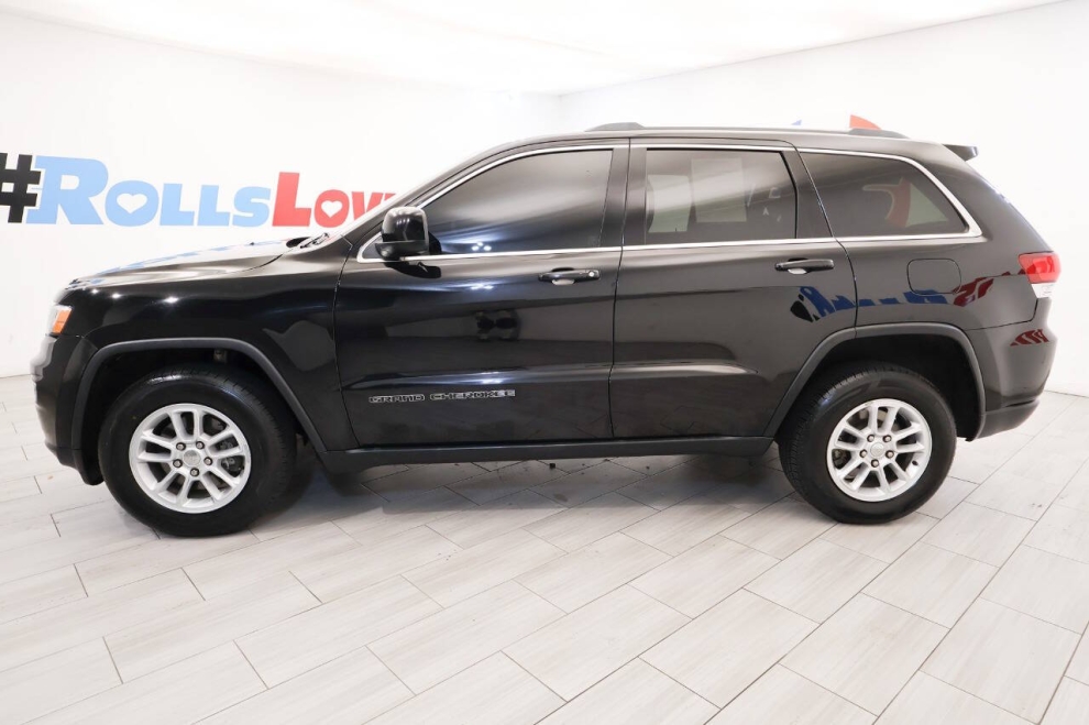 2020 Jeep Grand Cherokee Laredo E 4x4 4dr SUV, Black, Mileage: 105,074 - photo 1