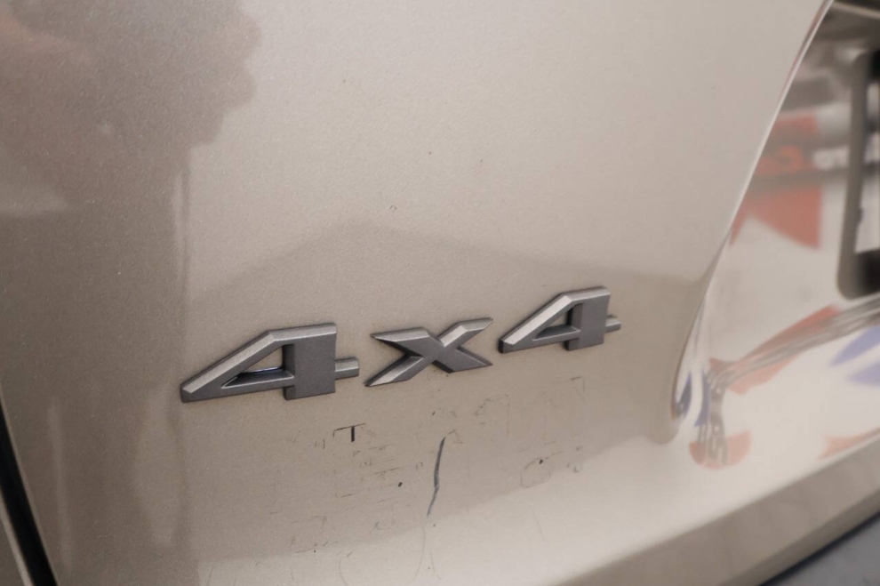2020 Jeep Cherokee Trailhawk 4x4 4dr SUV, Tan, Mileage: 75,229 - photo 31