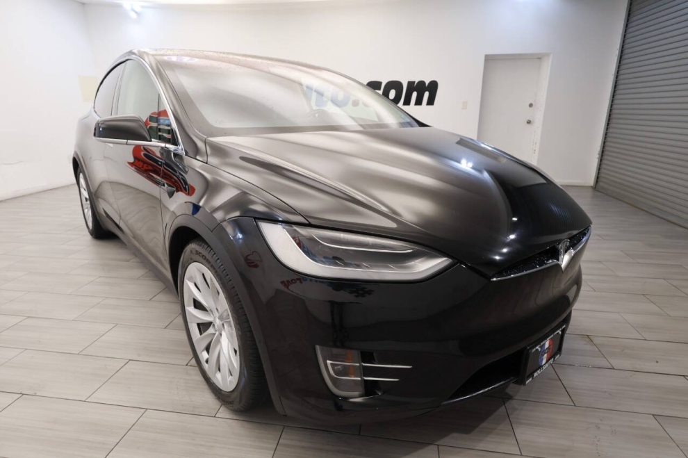 2017 Tesla Model X 75D AWD 4dr SUV, Black, Mileage: 84,636 - photo 6