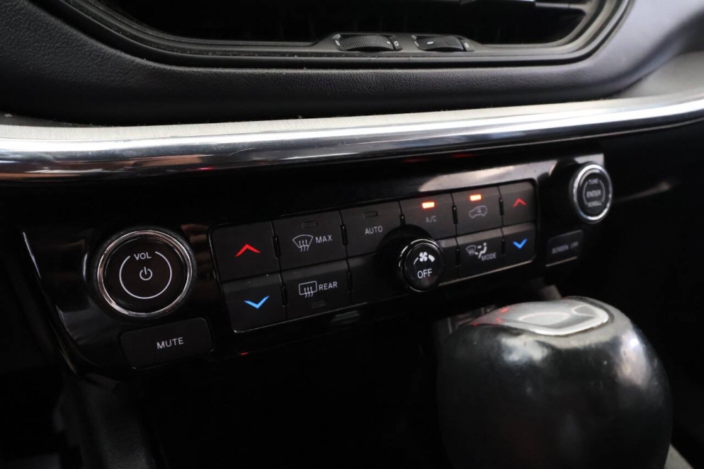 2022 Jeep Compass (Red) Edition 4x4 4dr SUV, Red, Mileage: 79,749 - photo 20