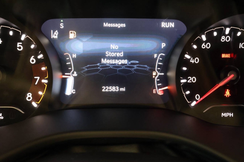 2024 Jeep Compass Limited 4x4 4dr SUV, Gray, Mileage: 22,574 - photo 30