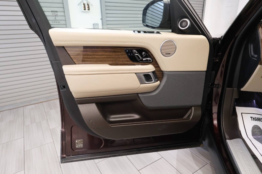 2019 Land Rover Range Rover Supercharged AWD 4dr SUV, Maroon, Mileage: 75,207 - photo 12