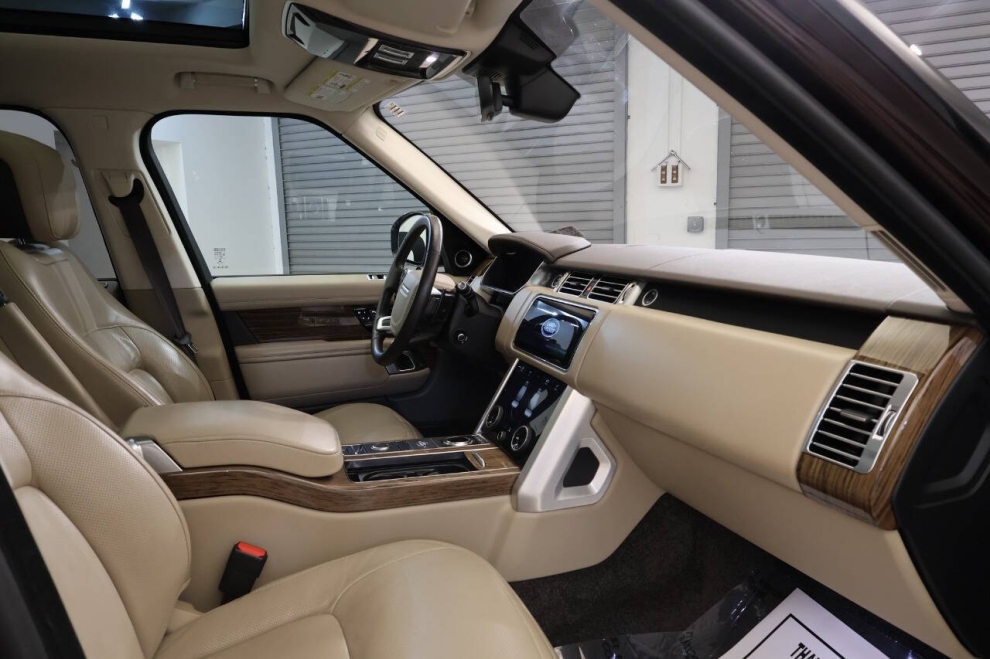 2019 Land Rover Range Rover Supercharged AWD 4dr SUV, Maroon, Mileage: 75,207 - photo 15