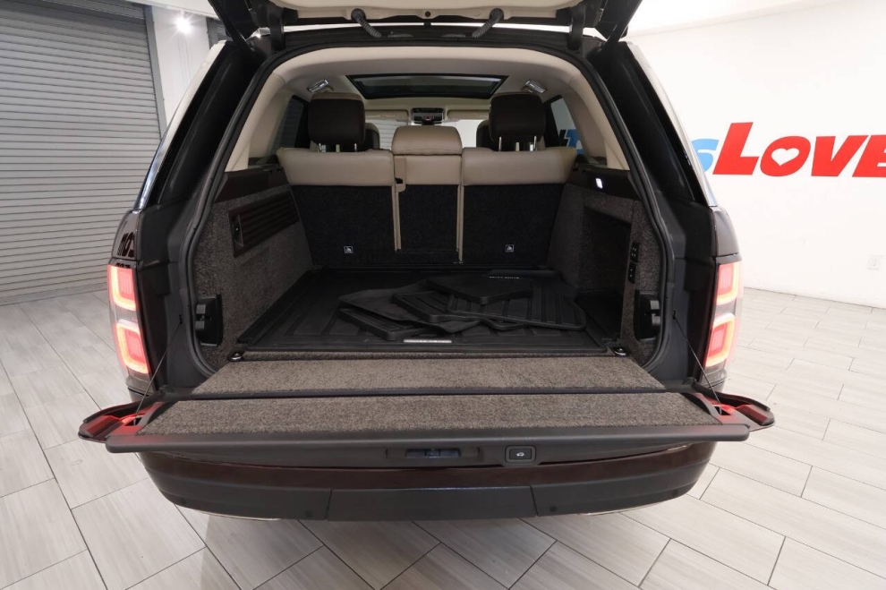2019 Land Rover Range Rover Supercharged AWD 4dr SUV, Maroon, Mileage: 75,207 - photo 34
