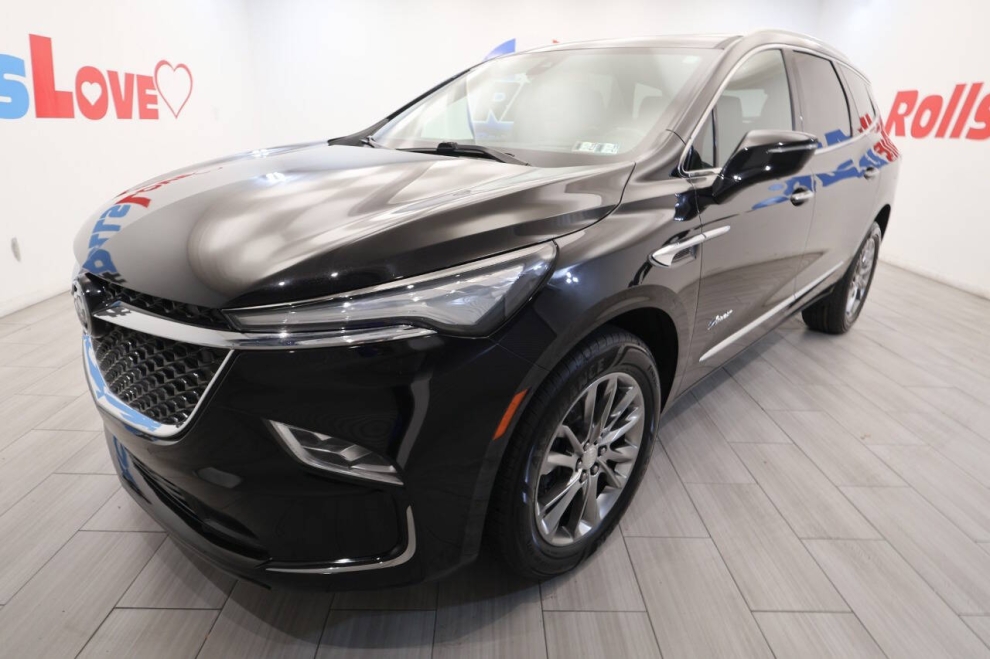 2022 Buick Enclave Avenir 4x4 4dr Crossover, Black, Mileage: 49,138 