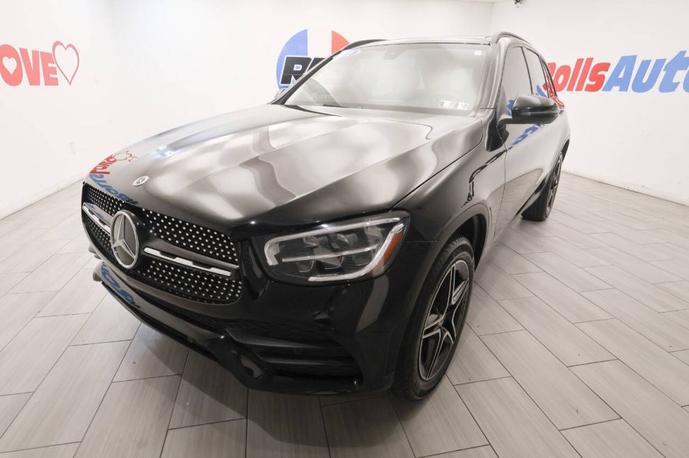 2021 Mercedes-Benz GLC GLC 300 4MATIC AWD 4dr SUV, Black, Mileage: 74,071 