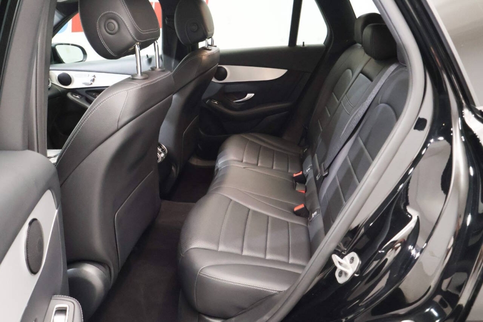 2021 Mercedes-Benz GLC GLC 300 4MATIC AWD 4dr SUV, Black, Mileage: 74,071 - photo 13