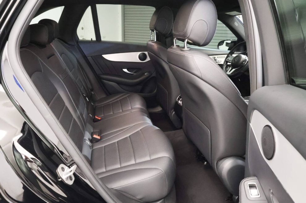 2021 Mercedes-Benz GLC GLC 300 4MATIC AWD 4dr SUV, Black, Mileage: 74,071 - photo 17