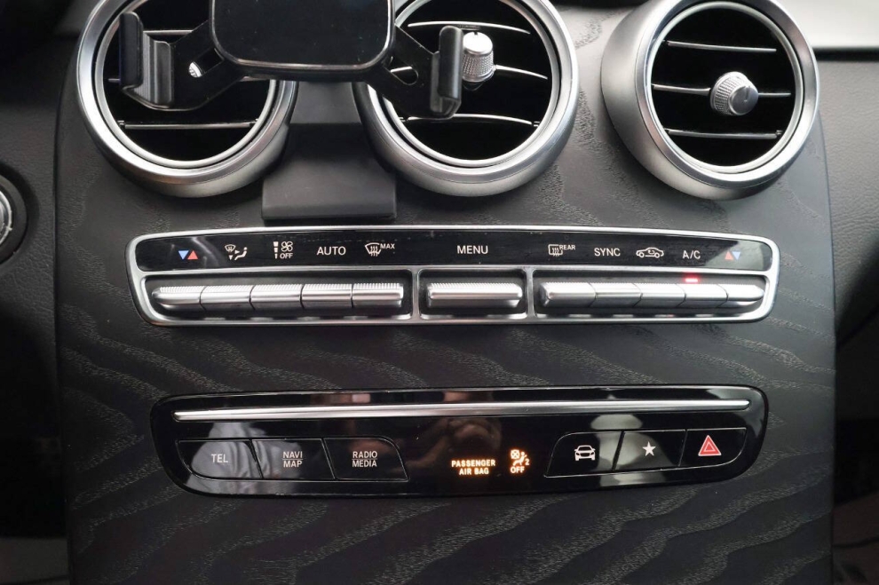 2021 Mercedes-Benz GLC GLC 300 4MATIC AWD 4dr SUV, Black, Mileage: 74,071 - photo 21